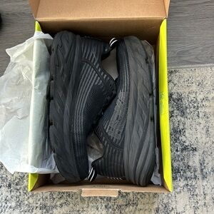 Hoka Bondi 6 Women’s size 9 Wide